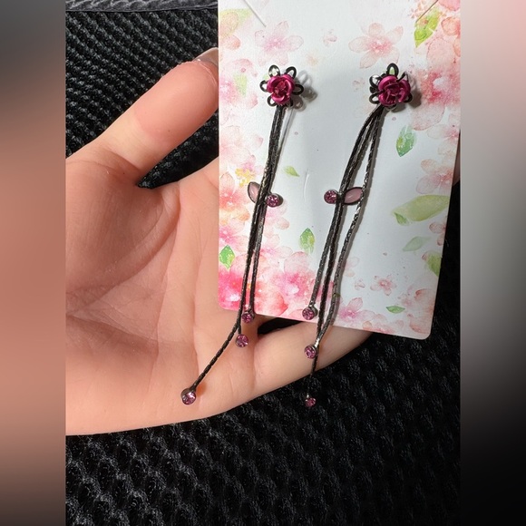 Black & Pink Dangle Earrings | Flower Rhinestone Drop - Antique Inspired - Picture 6 of 6